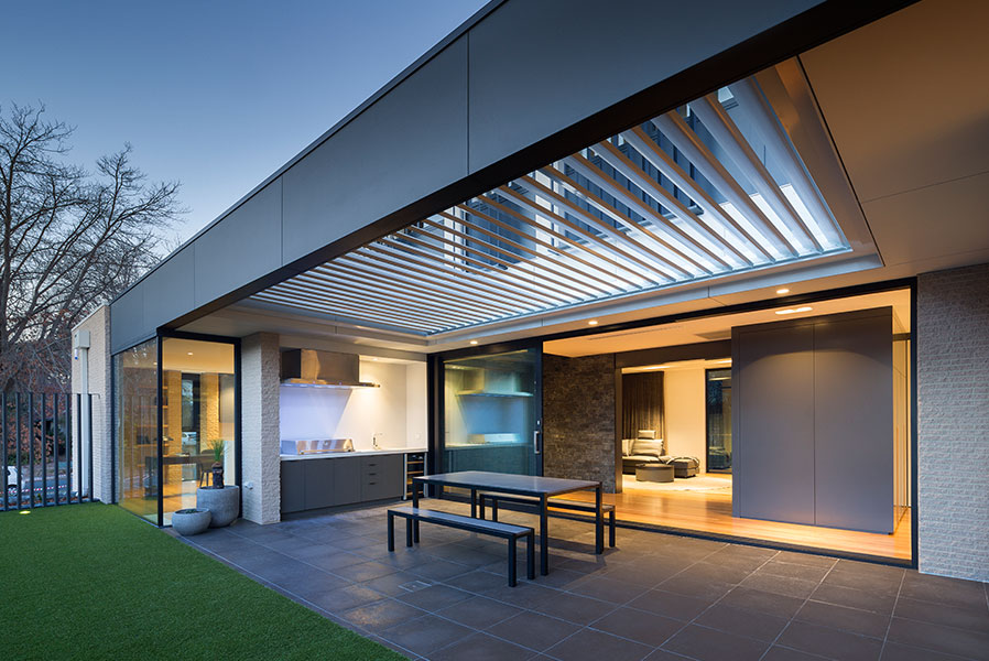 feature-120-gallery-one