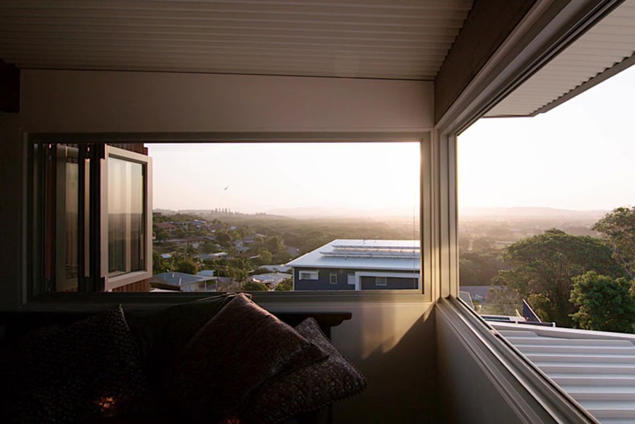 feature-136-gallery-four