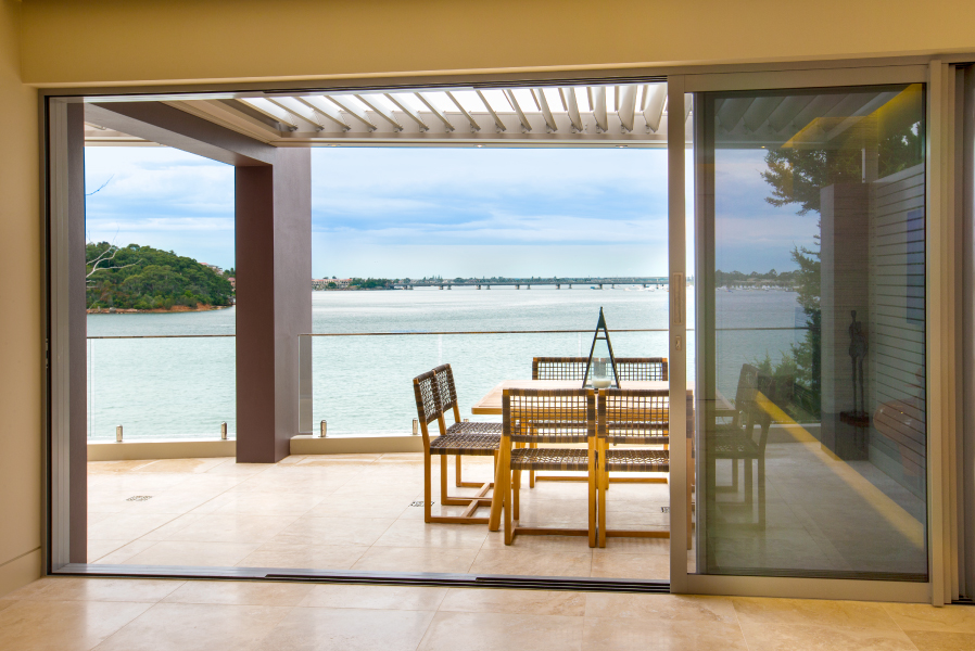 feature-68-gallery-three