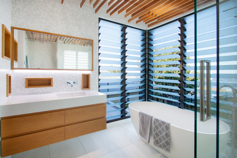 feature-72-gallery-three