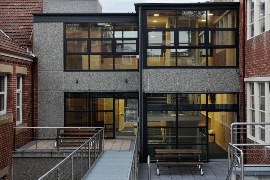 feature-75-gallery-three