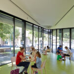 feature-80-gallery-four