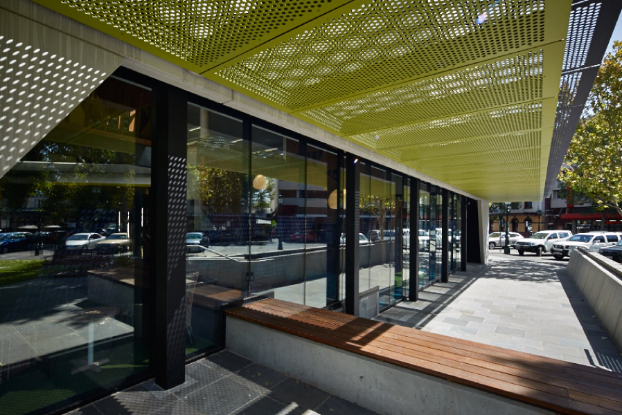 feature-80-gallery-one