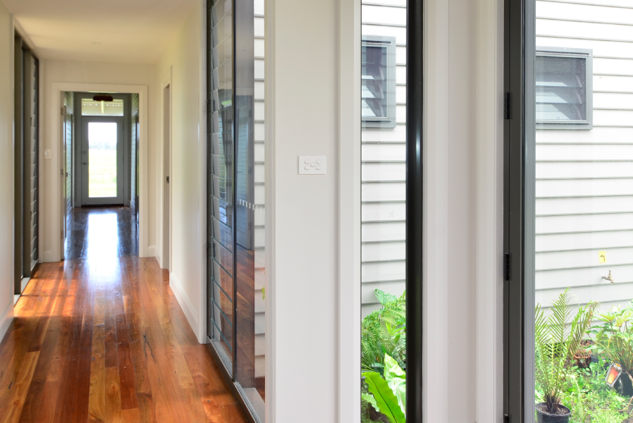 feature-83-gallery-four