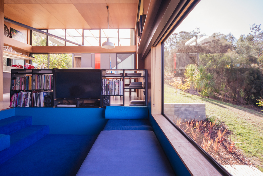 feature-85-gallery-three