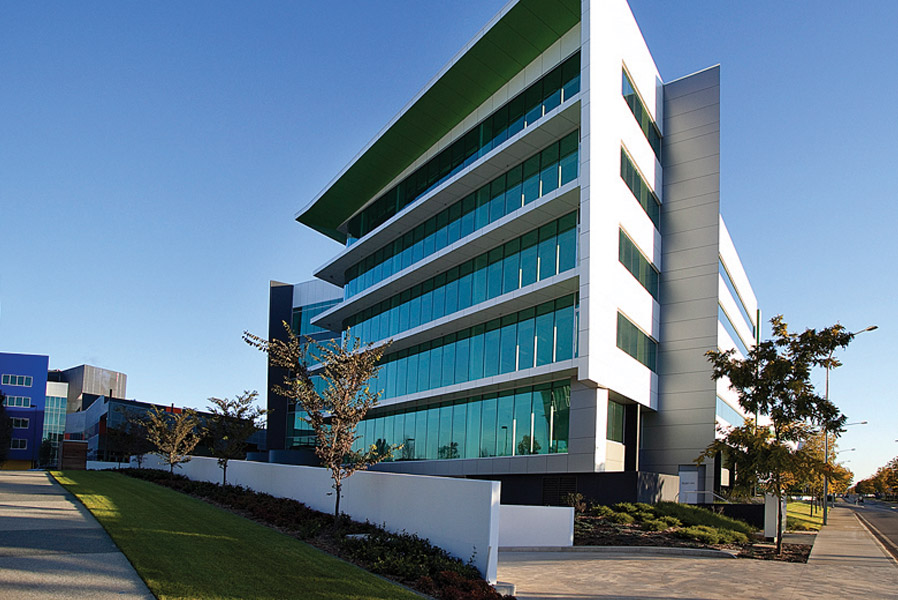 feature_11_gallery_two_colour