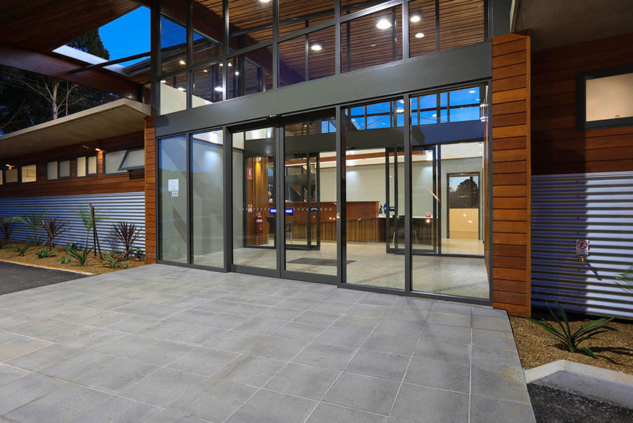 feature_130_gallery_four