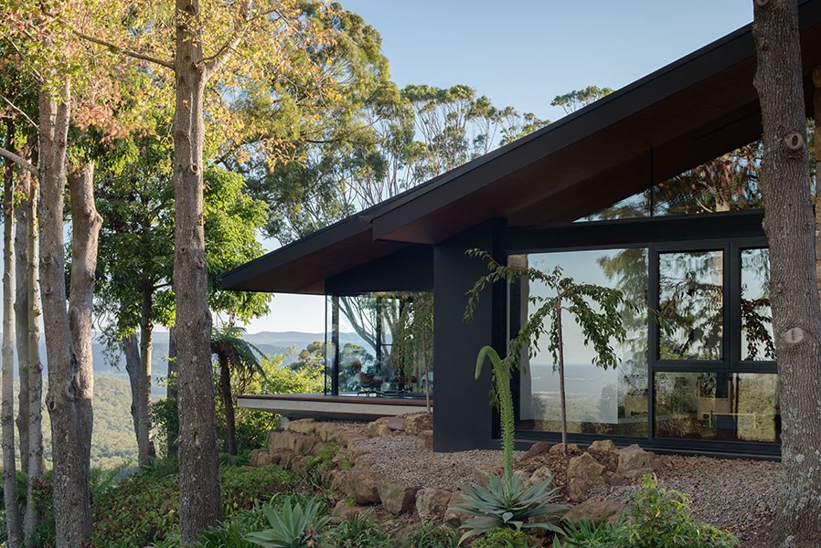 feature_133_-gallery_two