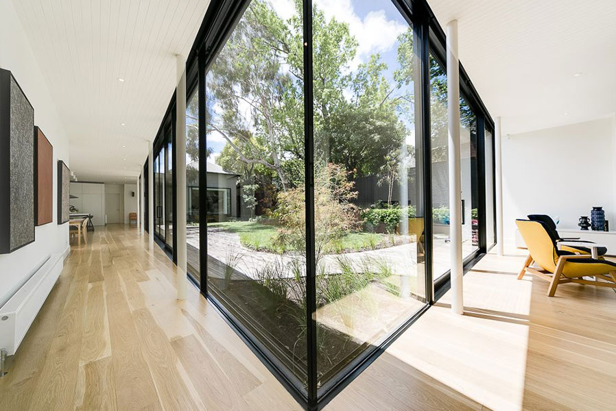 feature_137_gallery_four