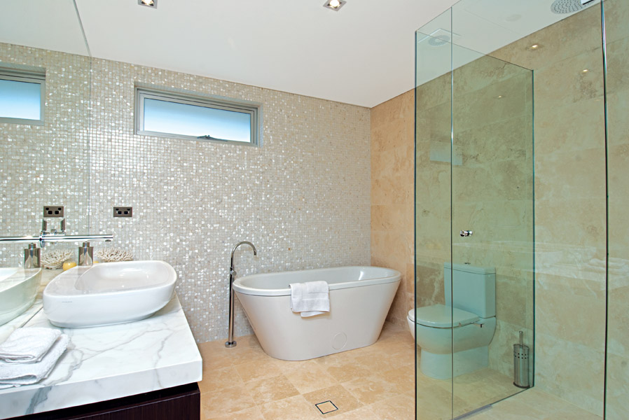 feature_15_gallery_four_colour