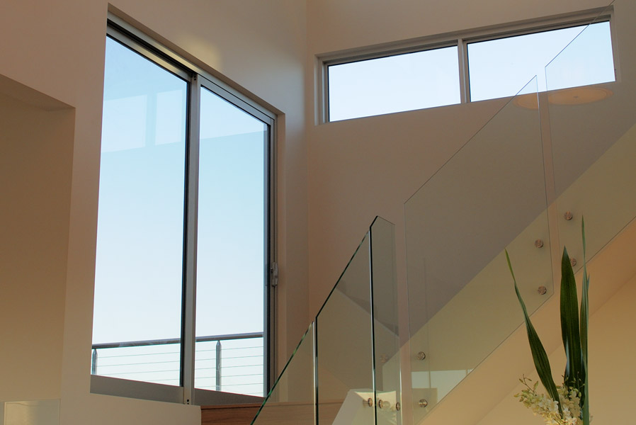 feature_1_gallery_four_colour