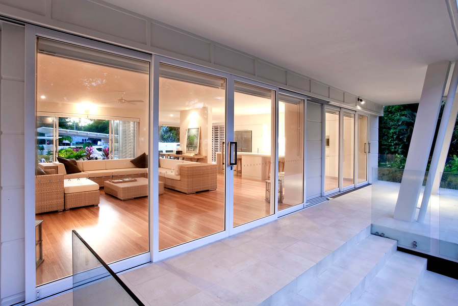 feature_20_gallery_two_colour