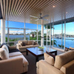 feature_21_gallery_two_colour