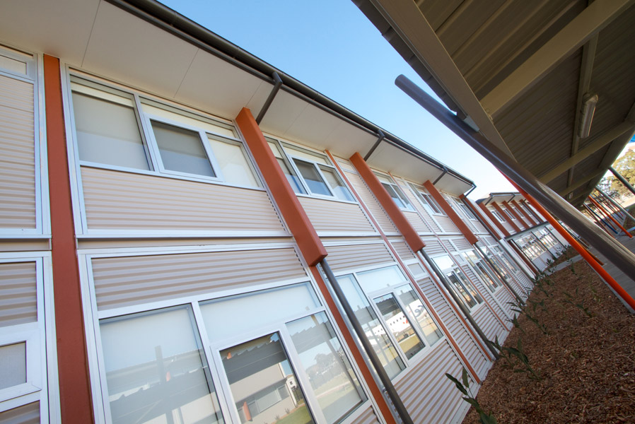 feature_23_gallery_two_colour