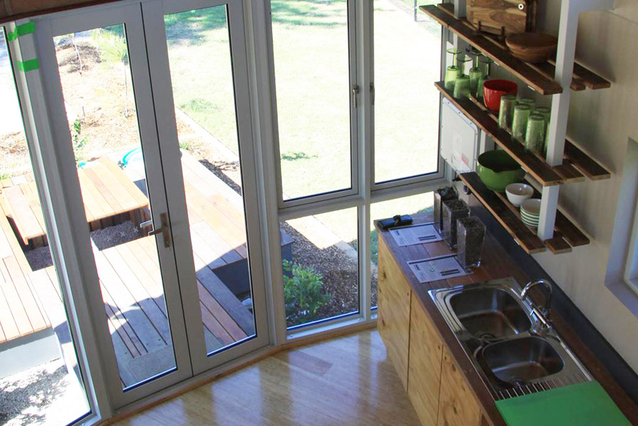 feature_24_gallery_four_colour