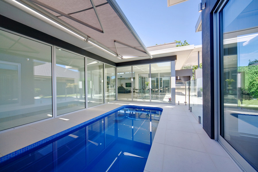 feature_25_gallery_four_colour