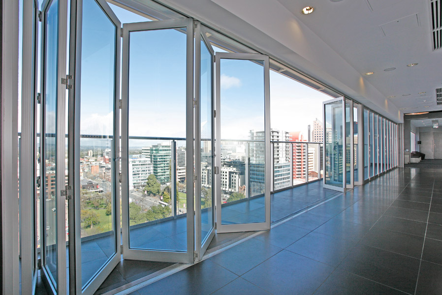 feature_27_gallery_one_colour