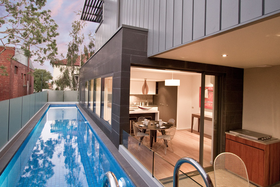 feature_30_gallery_two_colour