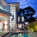 feature_41_gallery_three_colour