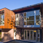 feature_4_gallery_three_colour