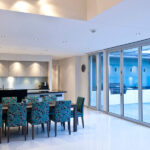 feature_50_gallery_three_colour