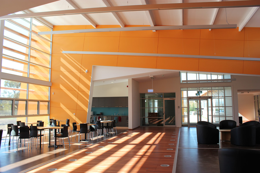 feature_51_gallery_two_colour