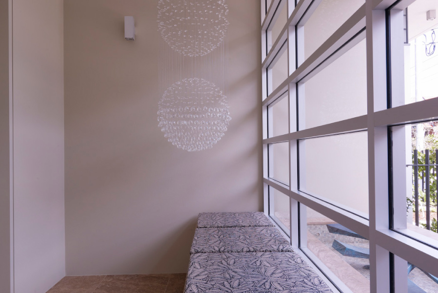 feature_55_gallery_four_colour