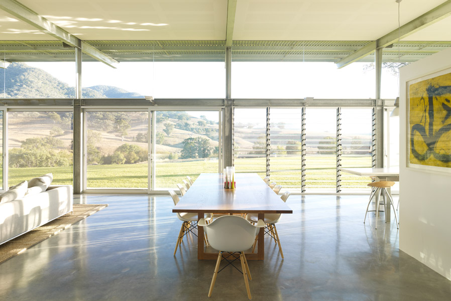 feature_5_gallery_two_colour