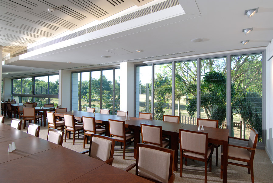 feature_7_gallery_two_colour