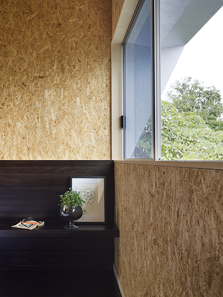 feature_sips_gallery_six