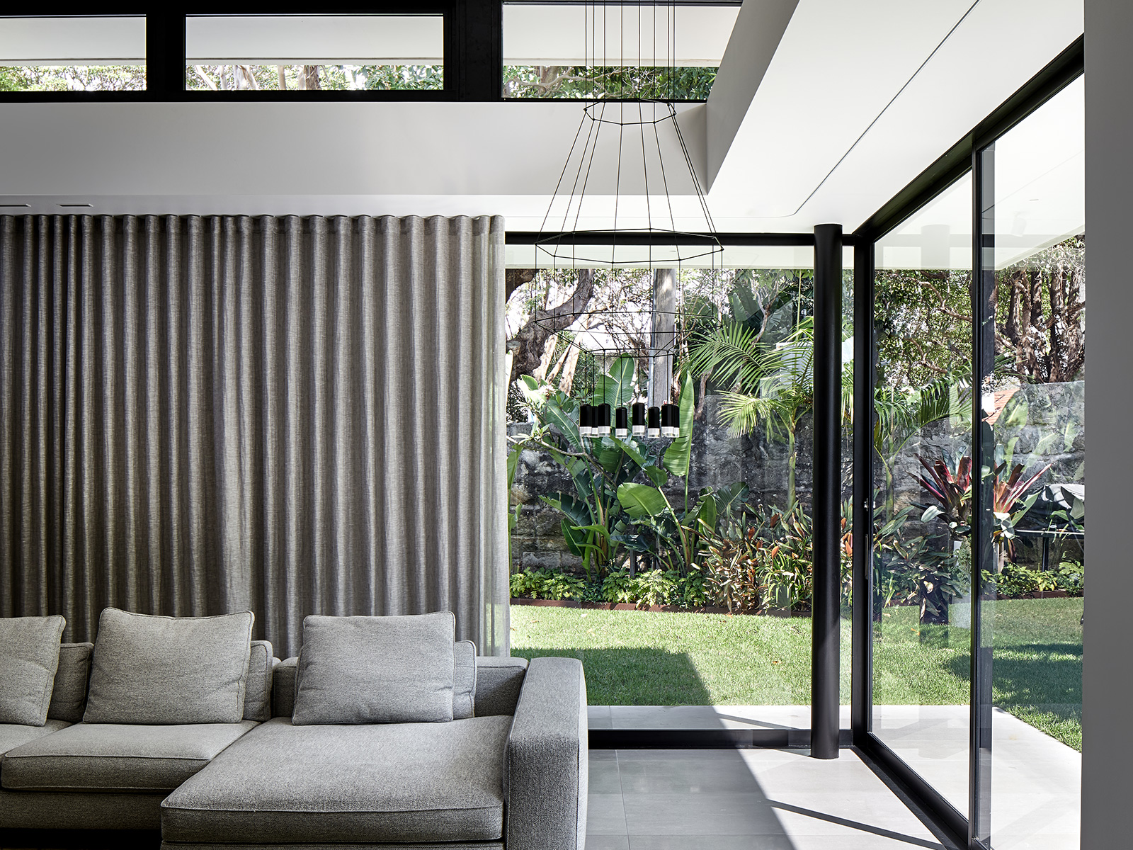 ThompsonSt_Gallery_01