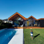 feature_152_gallery_four