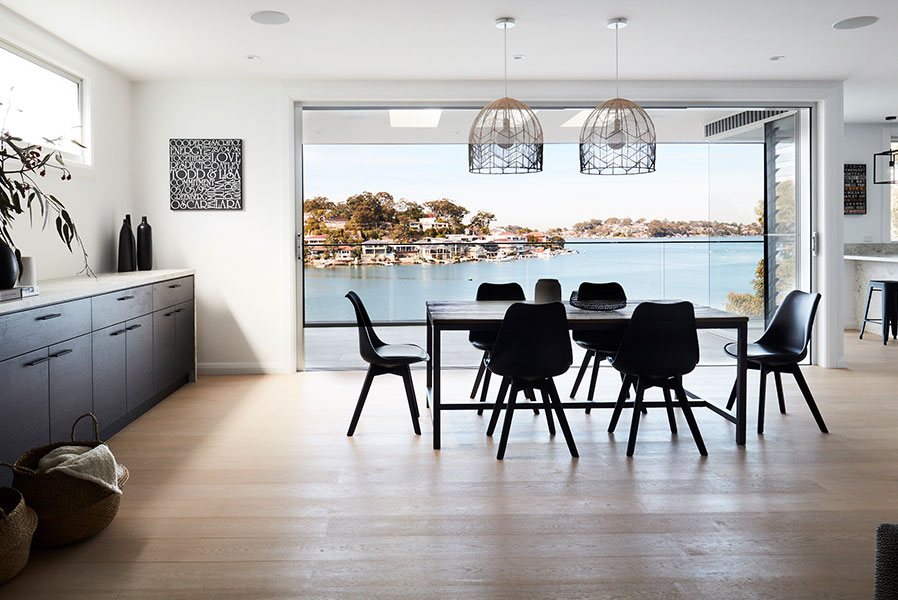 feature_154_gallery_six