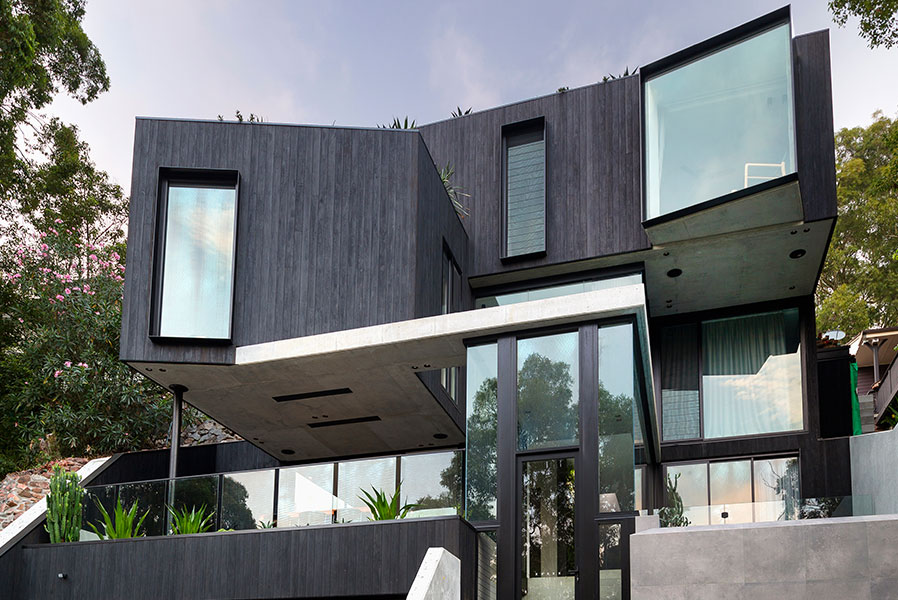 feature_160_gallery_one