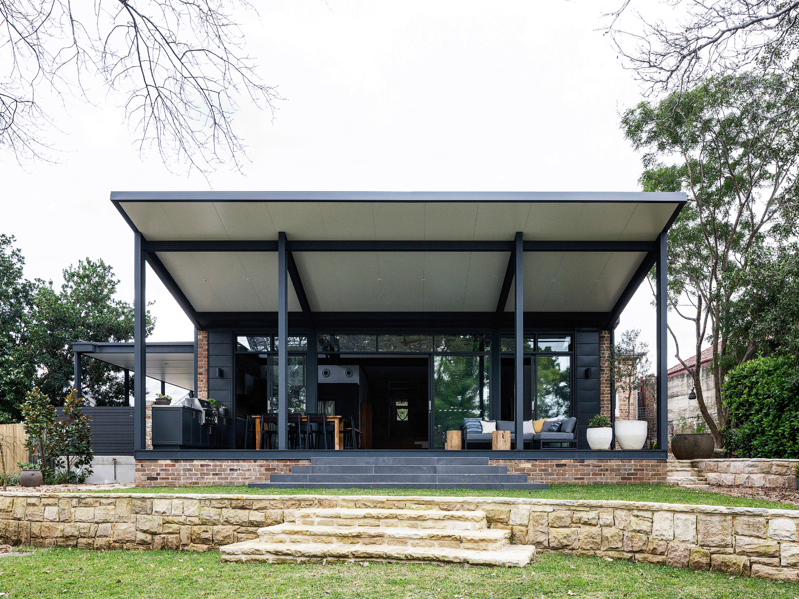 215_Laureston_704_Image1