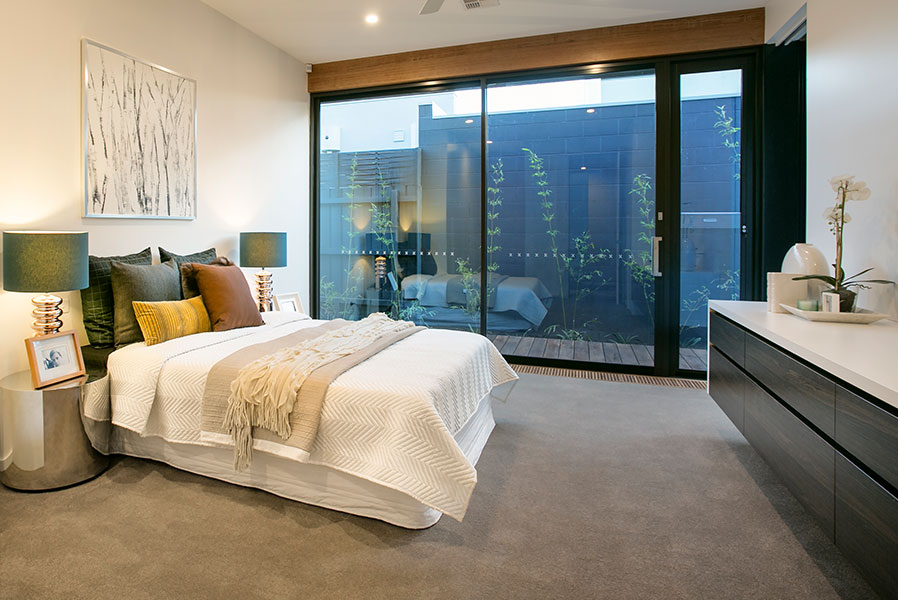 FEATURE_139_GALLERY_five