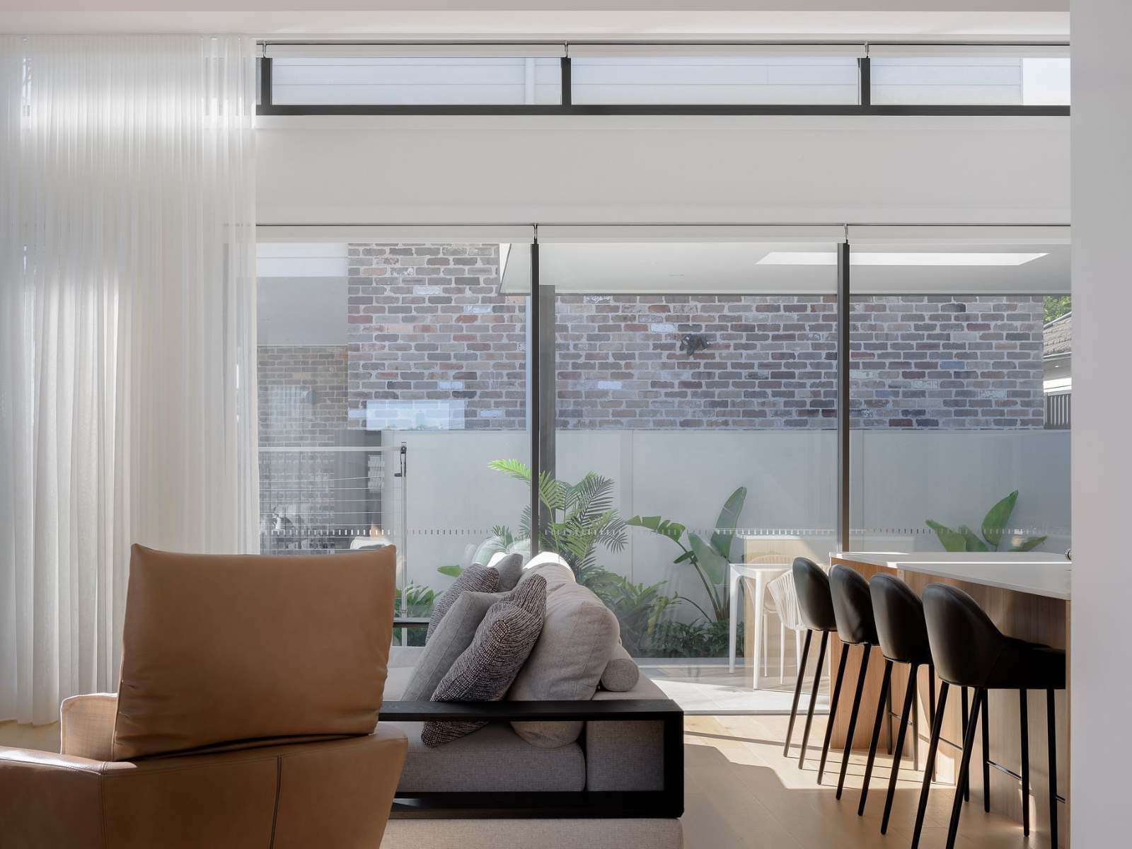 Feature212_Arcadia_Duplex_Series759_Image1