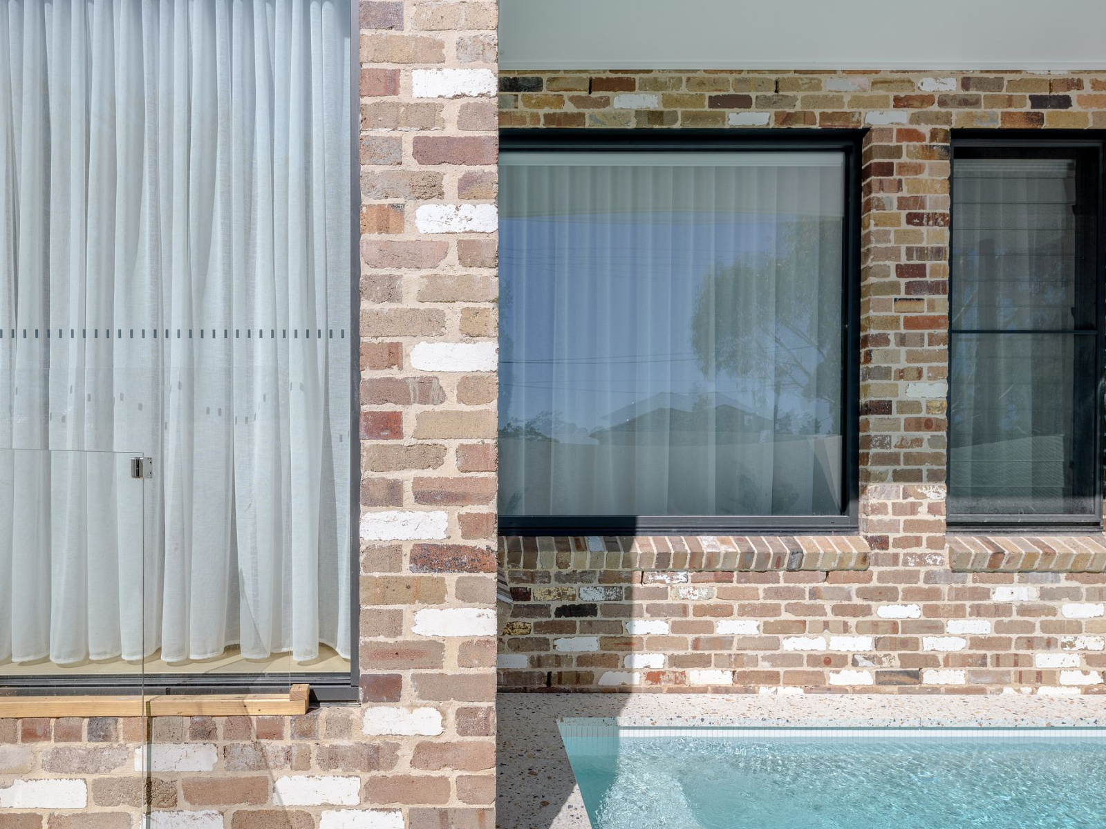 Feature212_Arcadia_Duplex_Series759_Image2