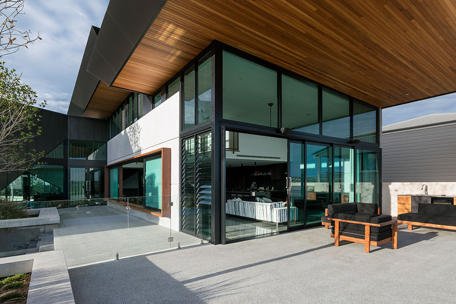 feature_122_gallery_one