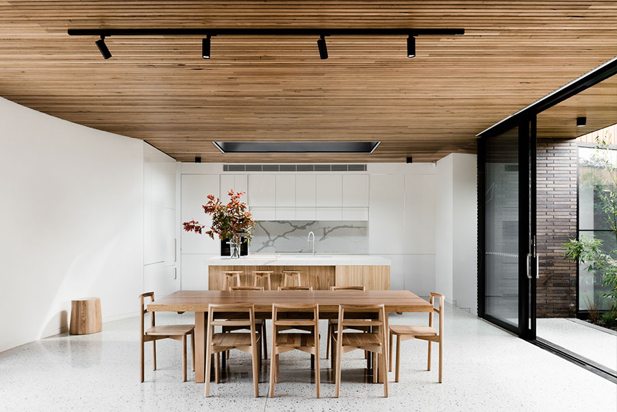 feature_128_gallery_four