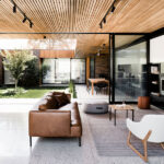 feature_128_gallery_two