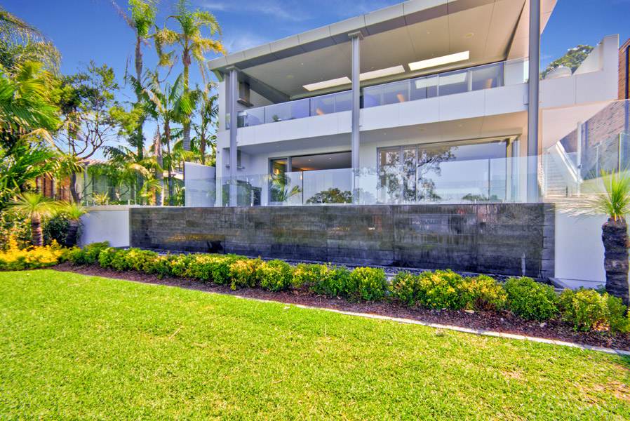 feature_13_gallery_one_colour