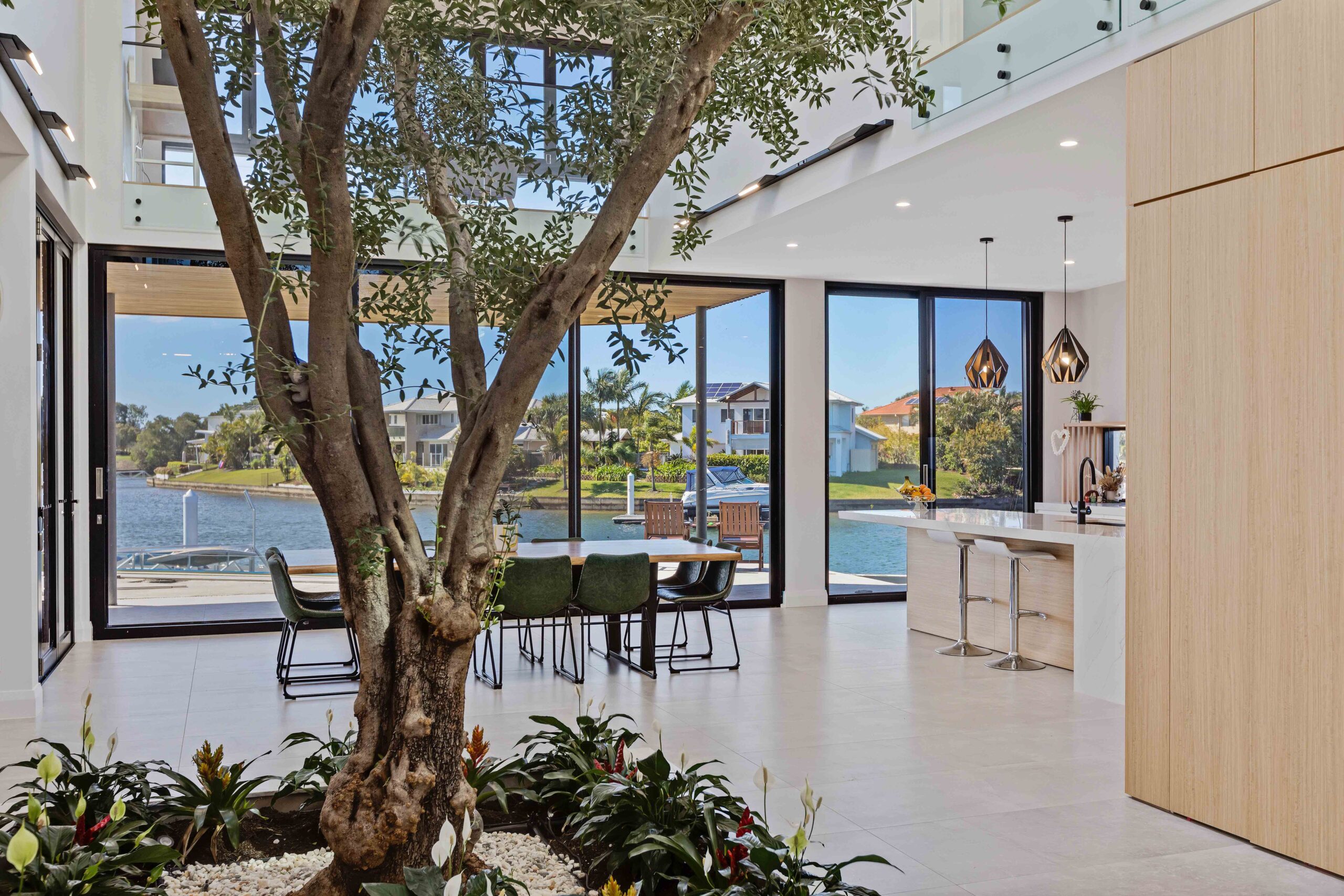 feature_192_gallery_three