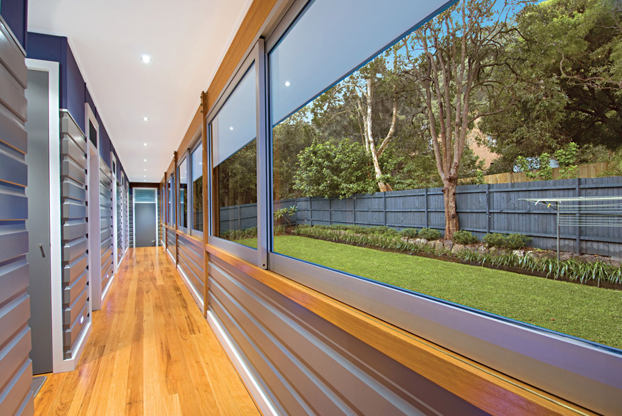 feature_37_gallery_two_colour